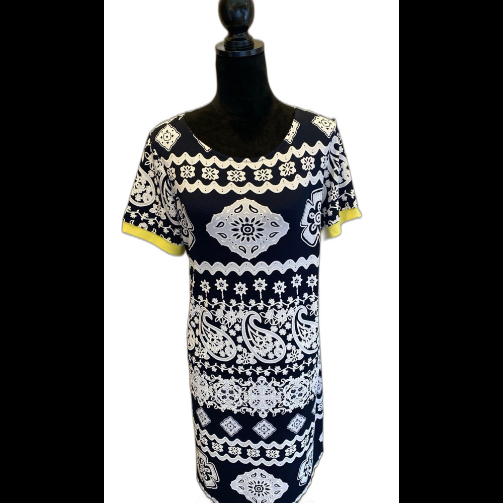 Tiana B. Dress Size 14 Navy White Pattern Short Sleeves Rounded Neck + Stretch‎